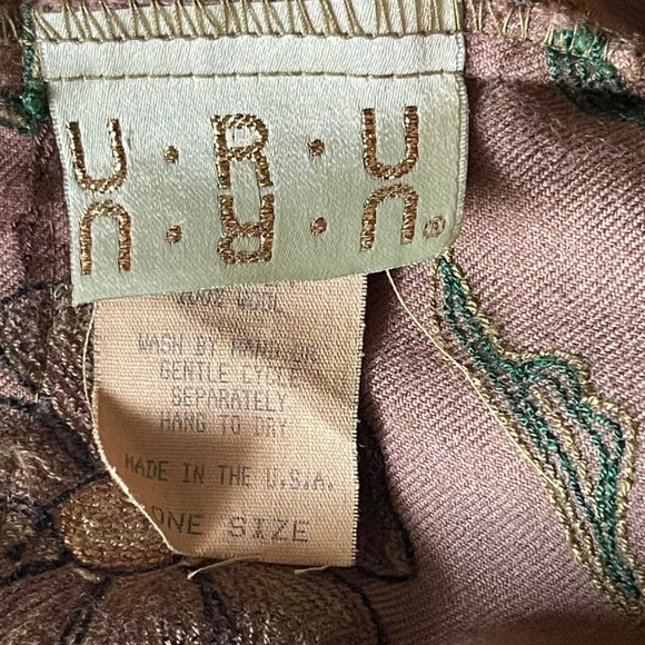 VTG‎ U.R.U. USA Embroidered Floral Jacket One Size Boho Art to Wear Leopard Trim - Picture 2 of 13